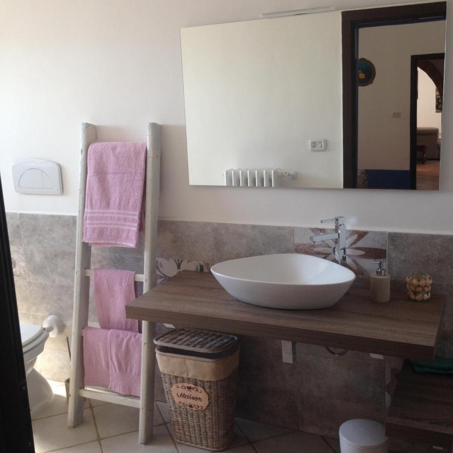 Frantoio Ninu Bed & Breakfast กัลลีโปลี ภายนอก รูปภาพ